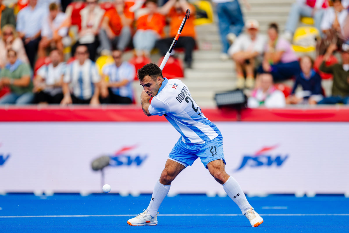 What is the Best Hockey Stick for Forwards?